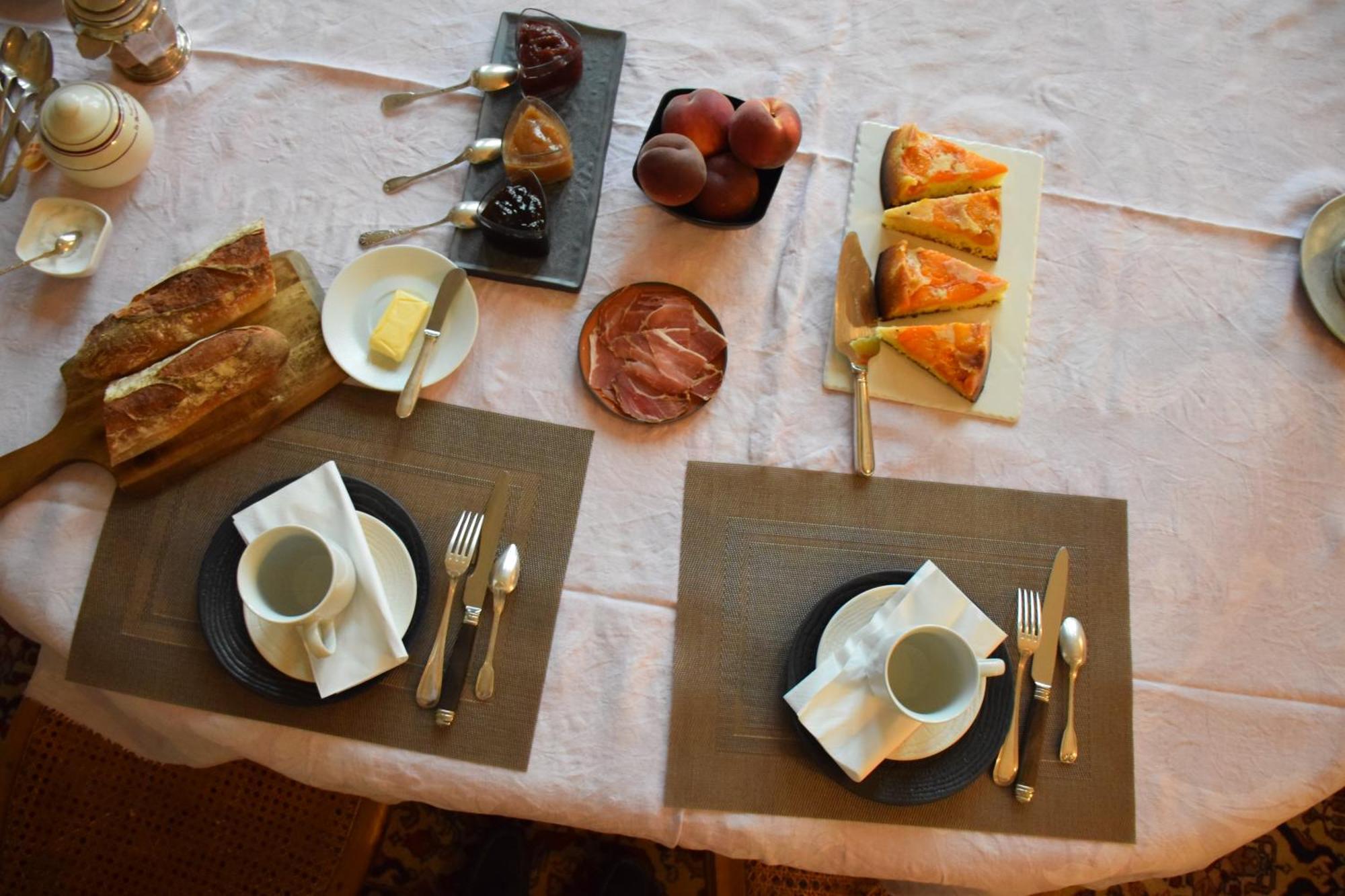 Clochi-Clocha Hotel Montbrison Ngoại thất bức ảnh